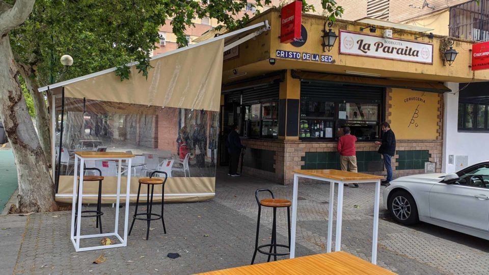 Mesas de Bodeguita La Paraíta