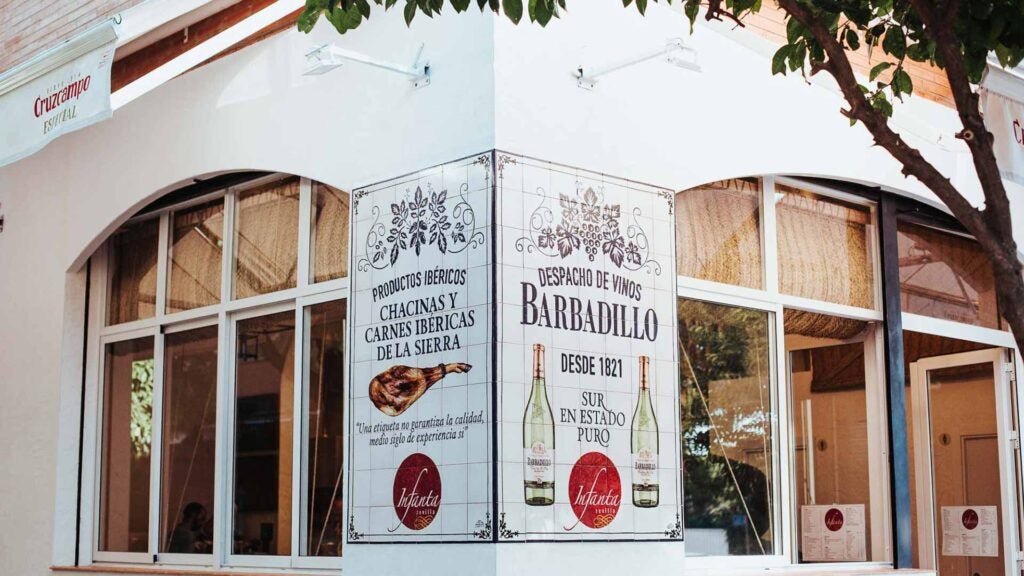 Infanta Bar en Los Bermejales, Sevilla. Infanta Bar en Los Bermejales, Sevilla