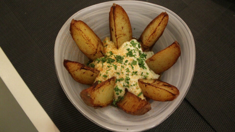 patatas bravas vela azahares
