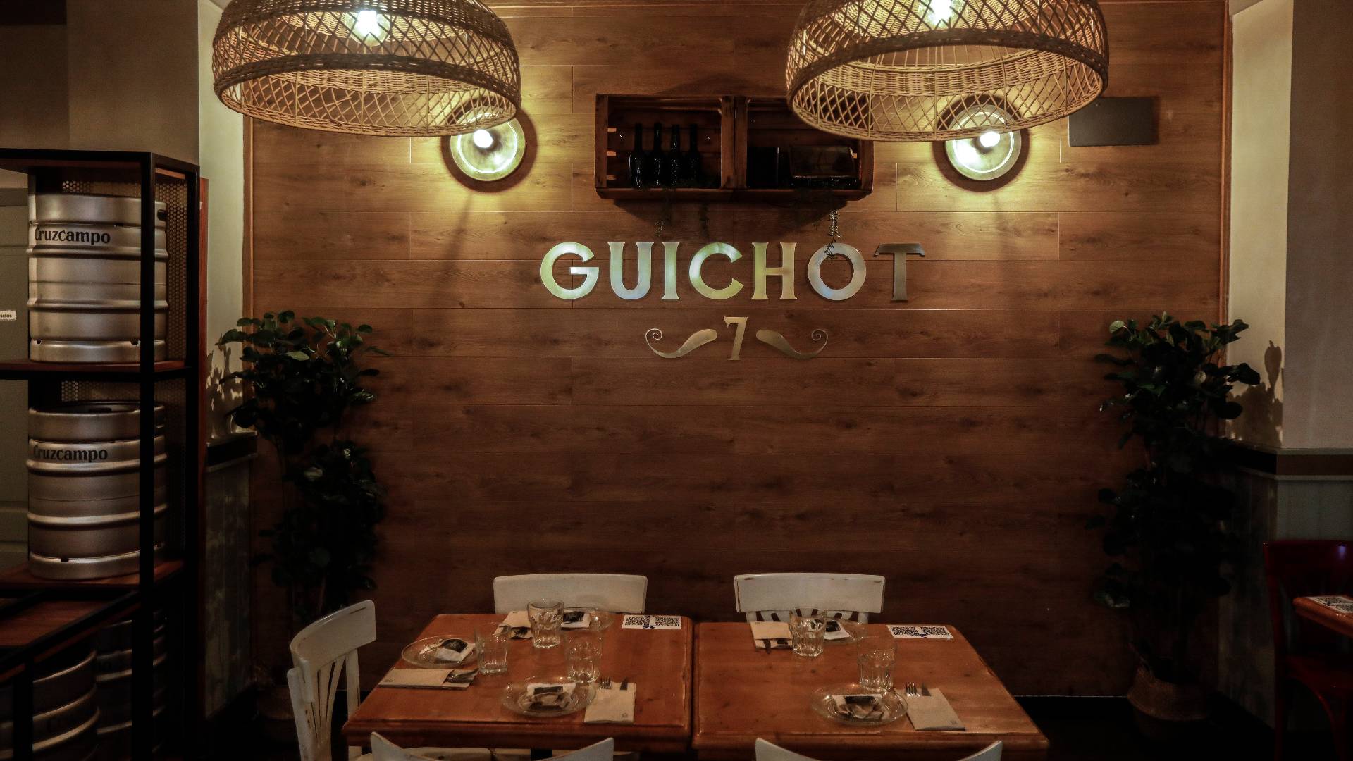 Apertura: Guichot 7, tapeo que cuida las costumbres sevillanas