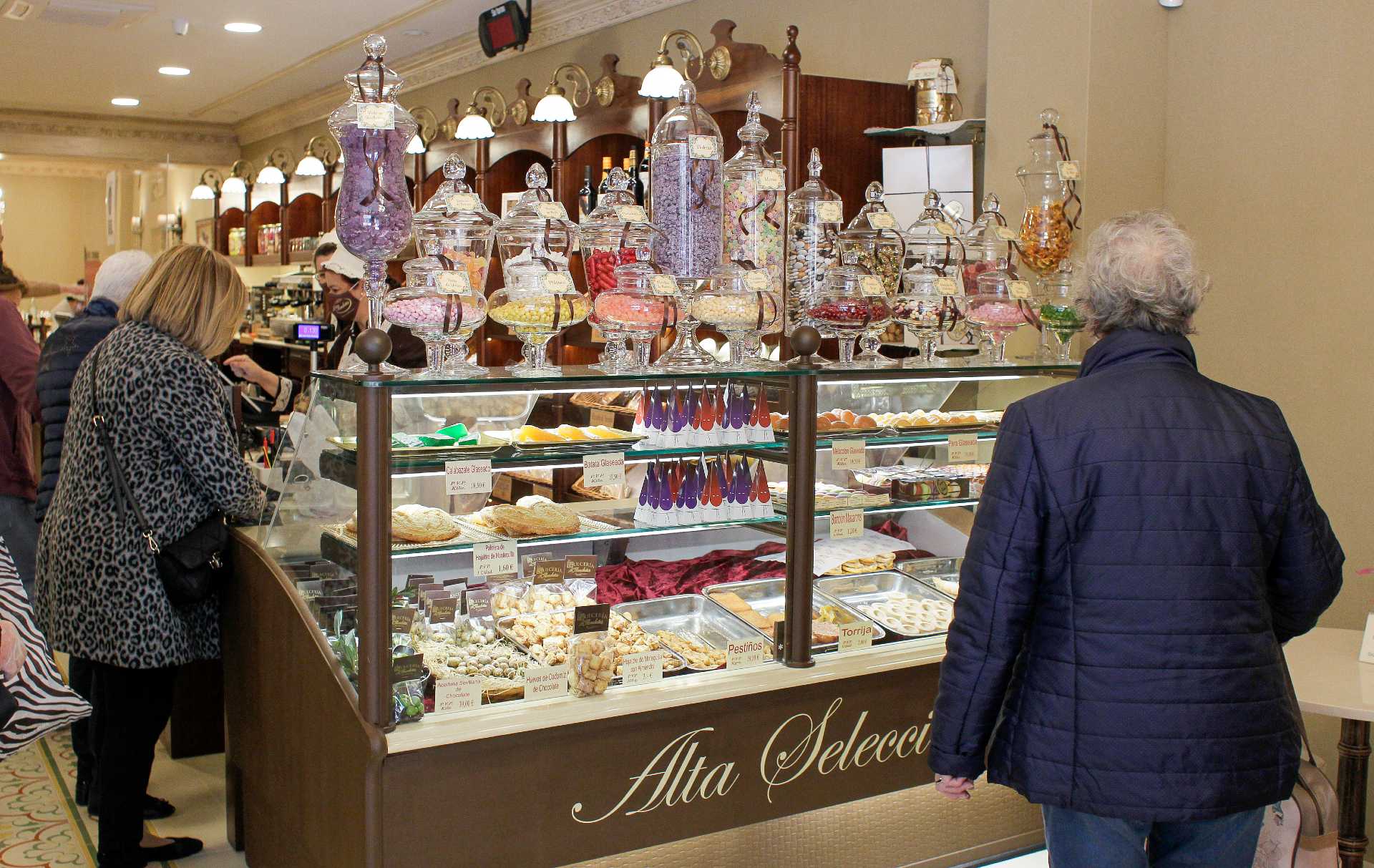 La Rondeña abre nueva cafetería en la calle Asunción de Sevilla