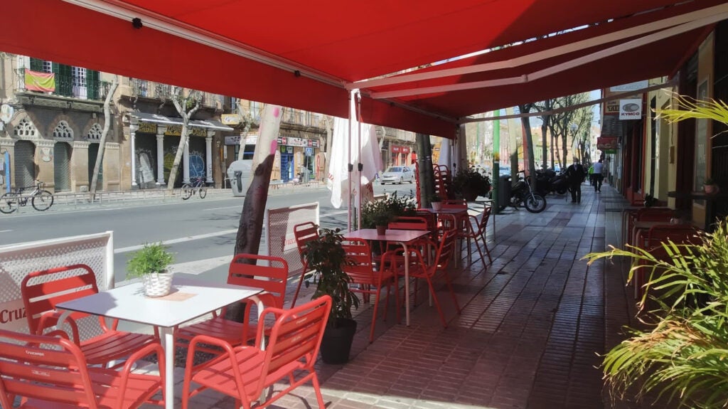 vacanegra sevilla terraza. 