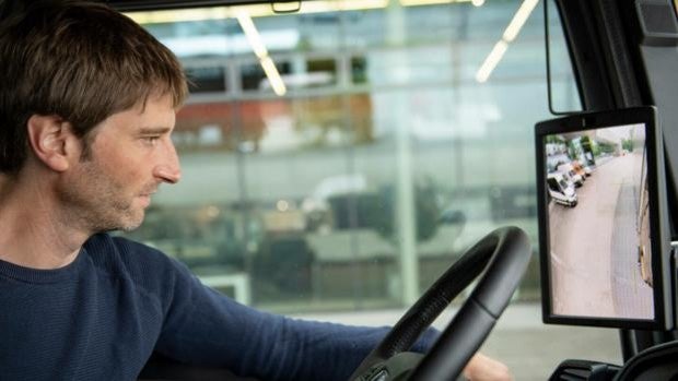 Así es el nuevo sistema digital de la DGT y la empresa MAN que elimina los espejos retrovisores
