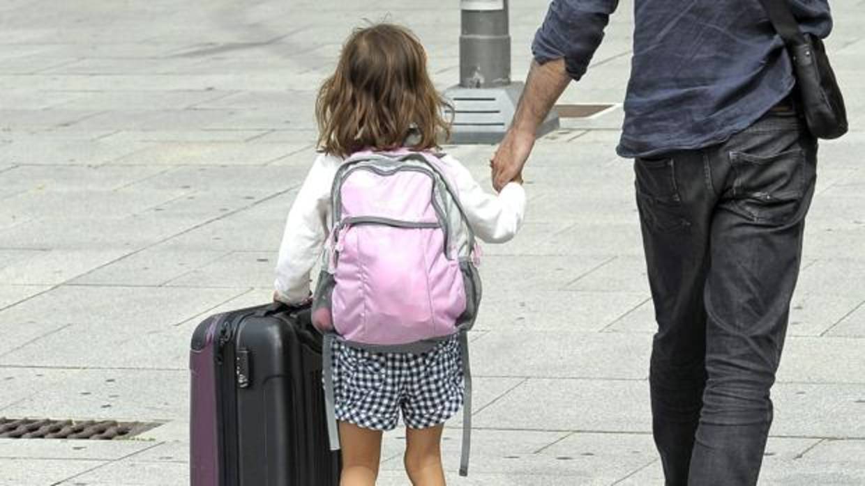 Conceden el régimen de visitas a los abuelos y tíos de una niña tras la muerte de la madre