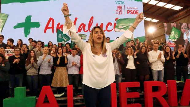 Susnaa Díaz, en un acto electoral en Almería