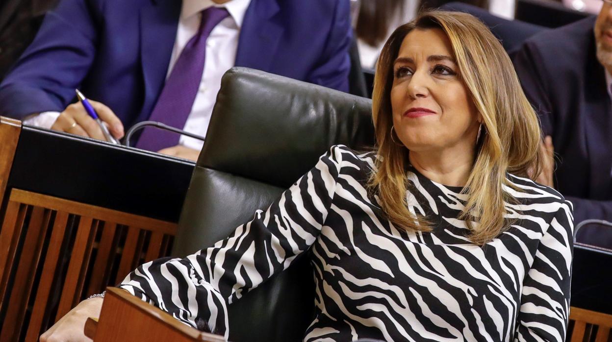 Susana Díaz durante la sesión de investidura de Juanma Moreno