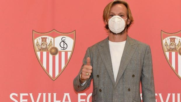 Sevilla FC: En directo, la presentación de Ivan Rakitic