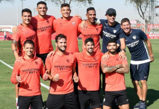 Lucho, en un entrenamiento con el primer equipo sevillista la pasada temporada