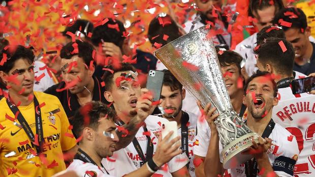 La sexta Europa League se puede visitar en el estadio desde este viernes