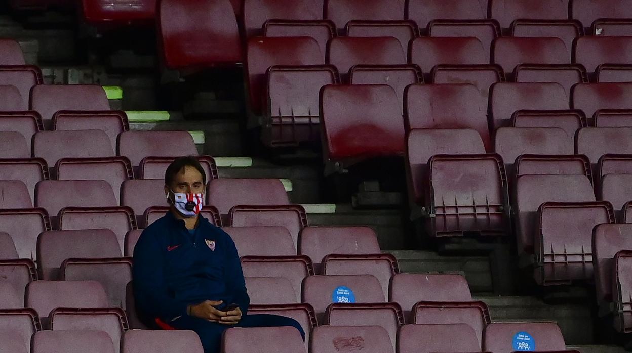 Lopetegui tuvo que ver el partido desde la grada tras haber sido expulsado contra el Levante