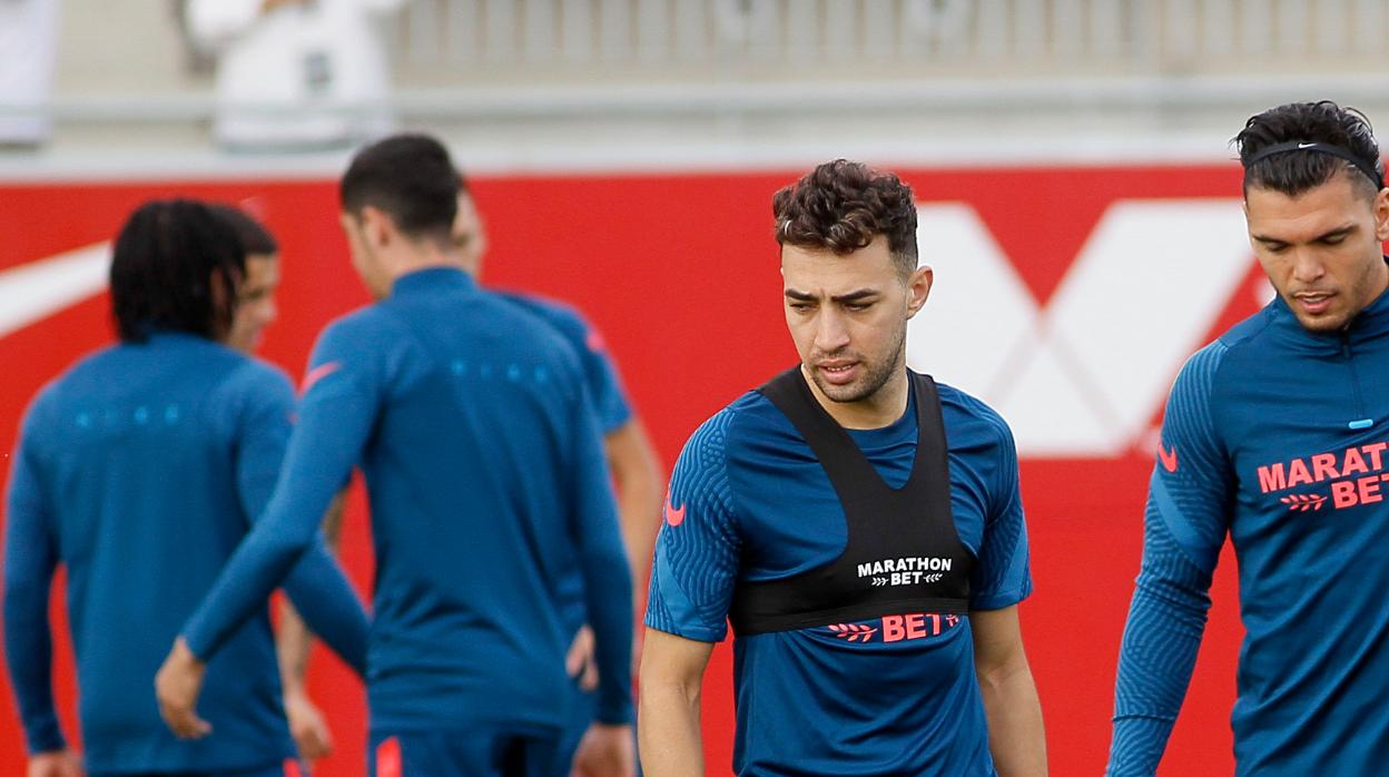 Munir, Rekik, Gudelj y Escudero, en un entrenamiento del Sevilla FC