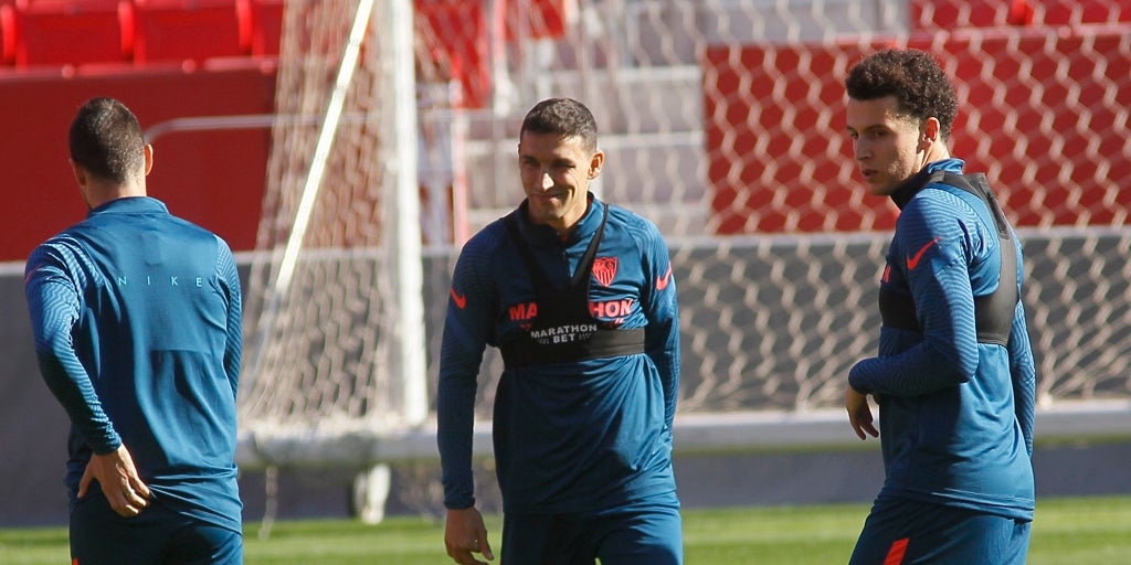 Navas y Jordán no viajan a Francia, Javi Díaz sí
