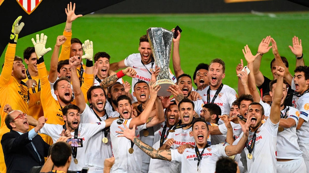 Imagen del Sevilla campeón de la Liga Europa 19-20