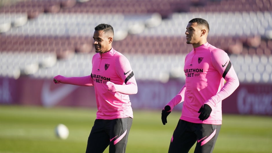 Alineación del Sevilla FC: ¿Cuál es tu once para el partido contra el Atlético de Madrid?