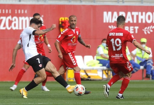 Pase filtrado de Isaac en el Sevilla Atlético - Tamaraceite