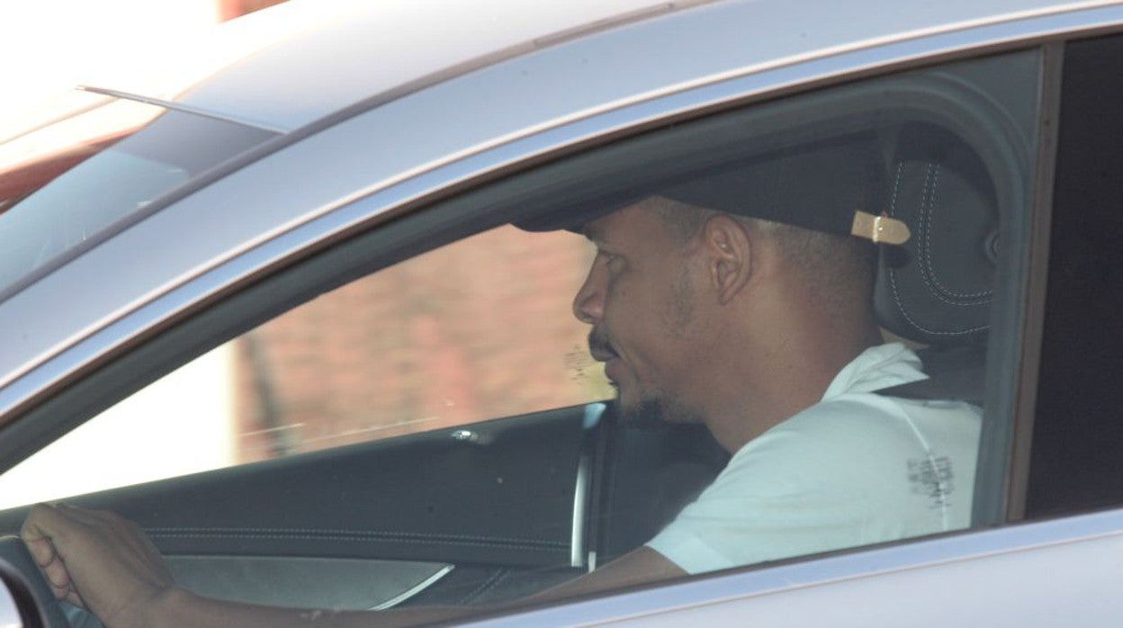 Fernando, a su llegada esta mañana a la ciudad deportiva