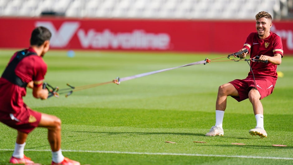 El Sevilla FC ultima su preparación en la capital hispalense