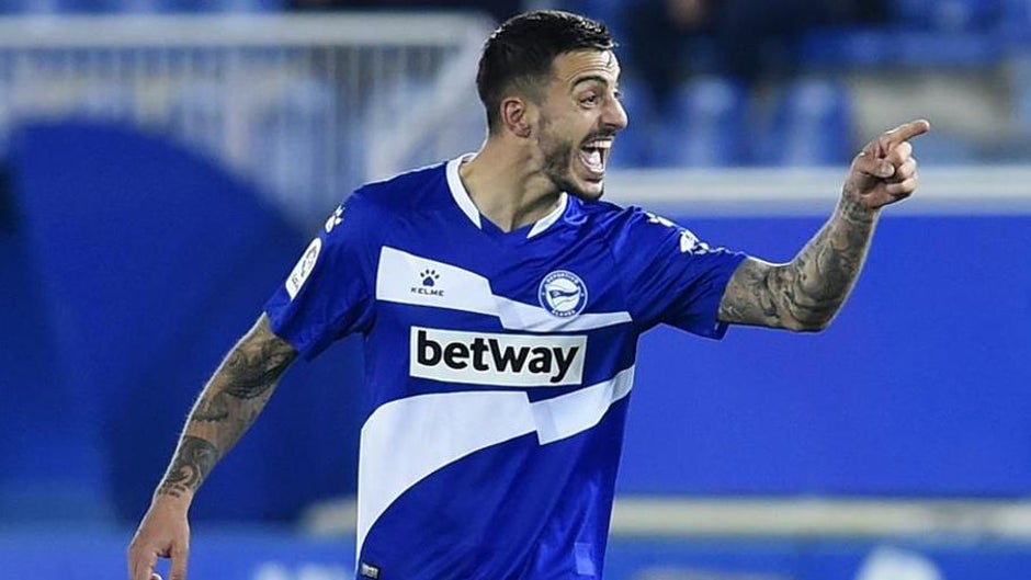 Joselu sigue sin jugar en la pretemporada del Alavés