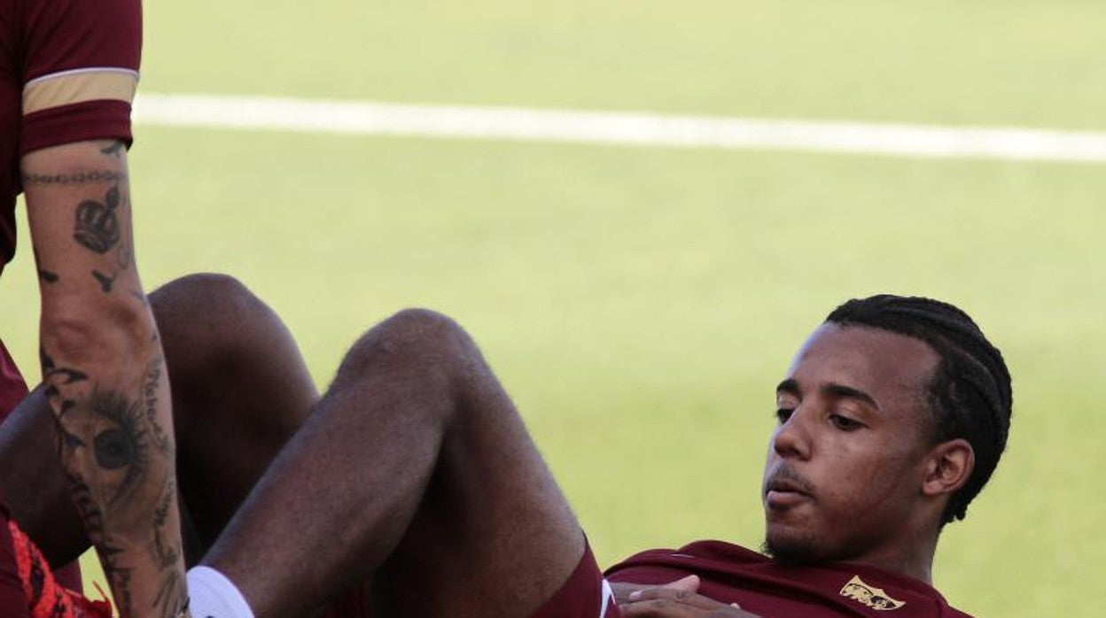 Lopetegui vuelve a contar con Koundé y la gran mayoría de internacionales