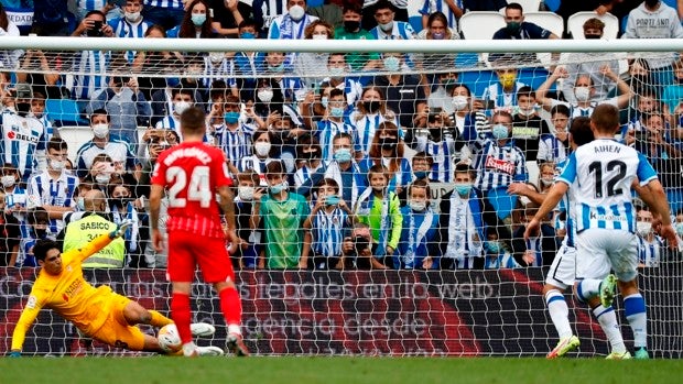 Real Sociedad - Sevilla: Un foco amarillo llamado Yassine (0-0)