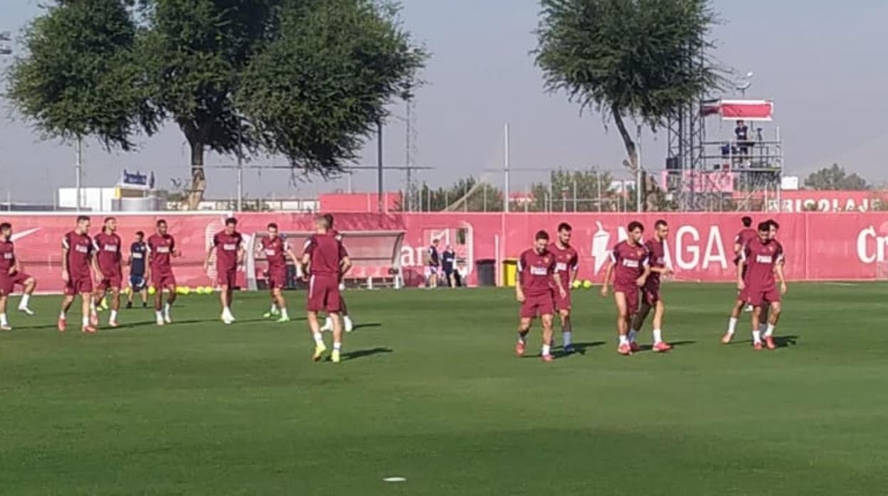 La ausencia de Koundé principal novedad en el entrenamiento del Sevilla