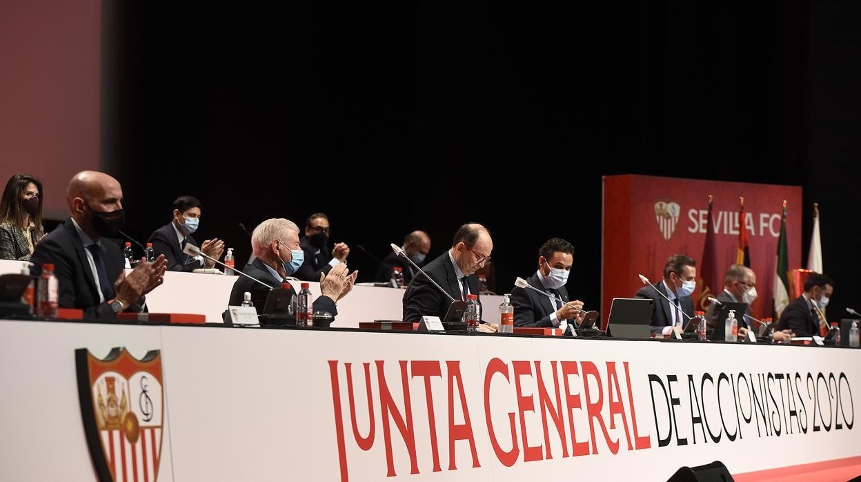 Del Nido intenta invalidar las representaciones de Accionistas Unidos