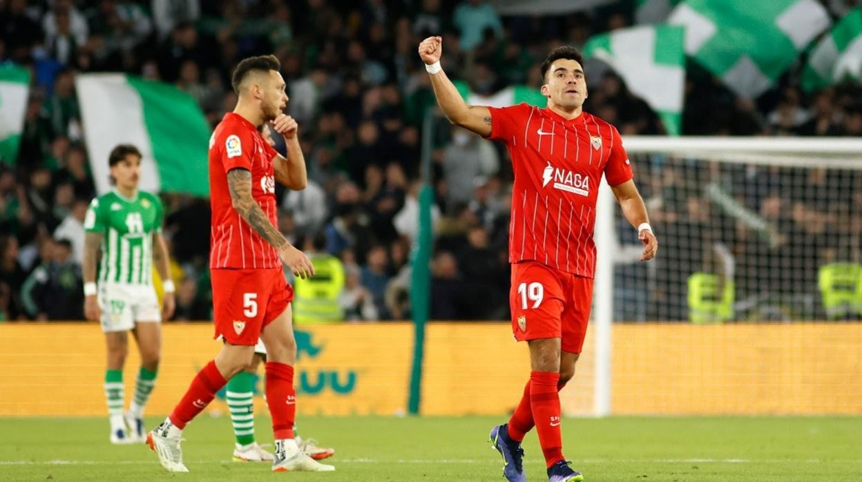 Acuña celebra su gol ante eñ Betis