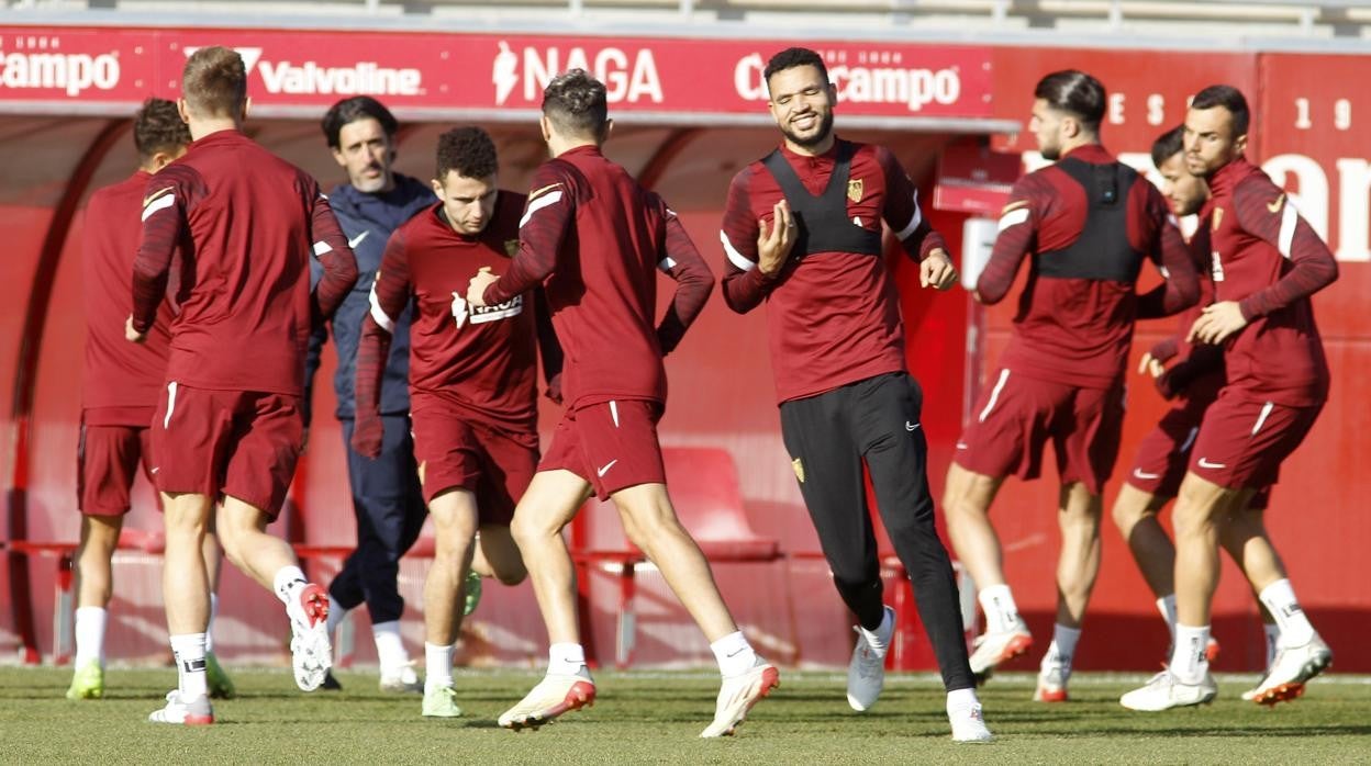 En-nesyri ha sido la gran novedad en el entrenamiento del Sevilla FC previo al choque ante el Atlético de Madrid