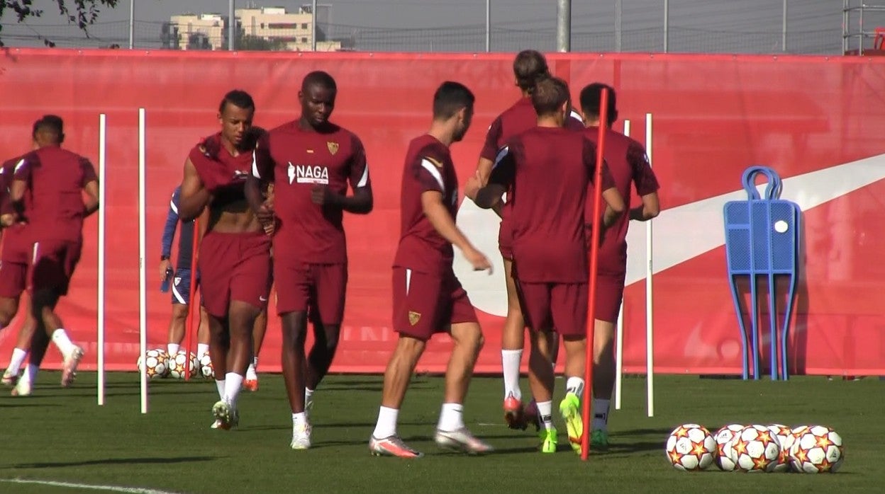 El Sevilla FC hace oficial la rescisión de contrato de Amadou