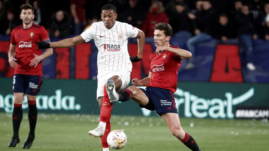 Osasuna - Sevilla, las notas de los jugadores: 'Tecatito', la luz de una noche gris