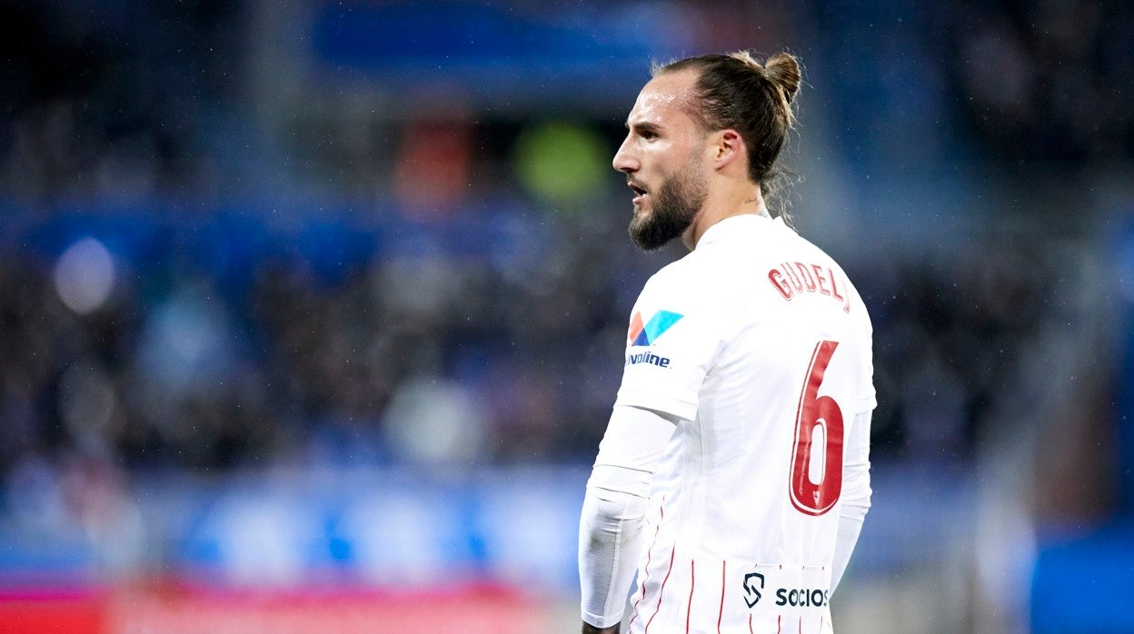 Nemanja Gudelj, en el Alavés-Sevilla