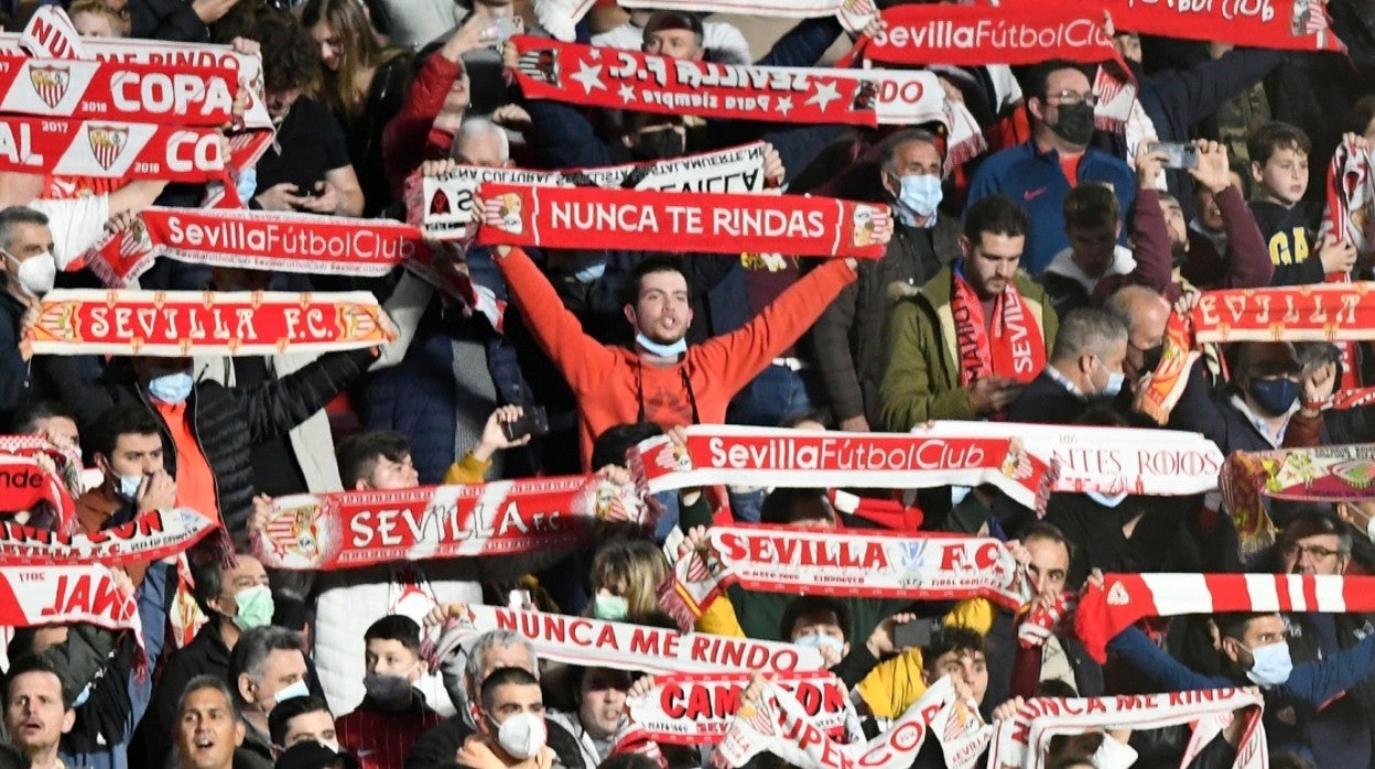 Promoción de entradas para los abonados del Sevilla para el partido ante el West Ham