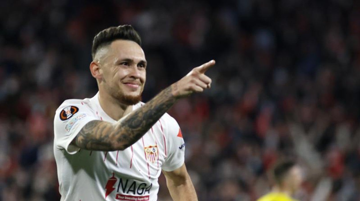 Lucas Ocampos celebra su tanto ante el Dinamo de Zagreb