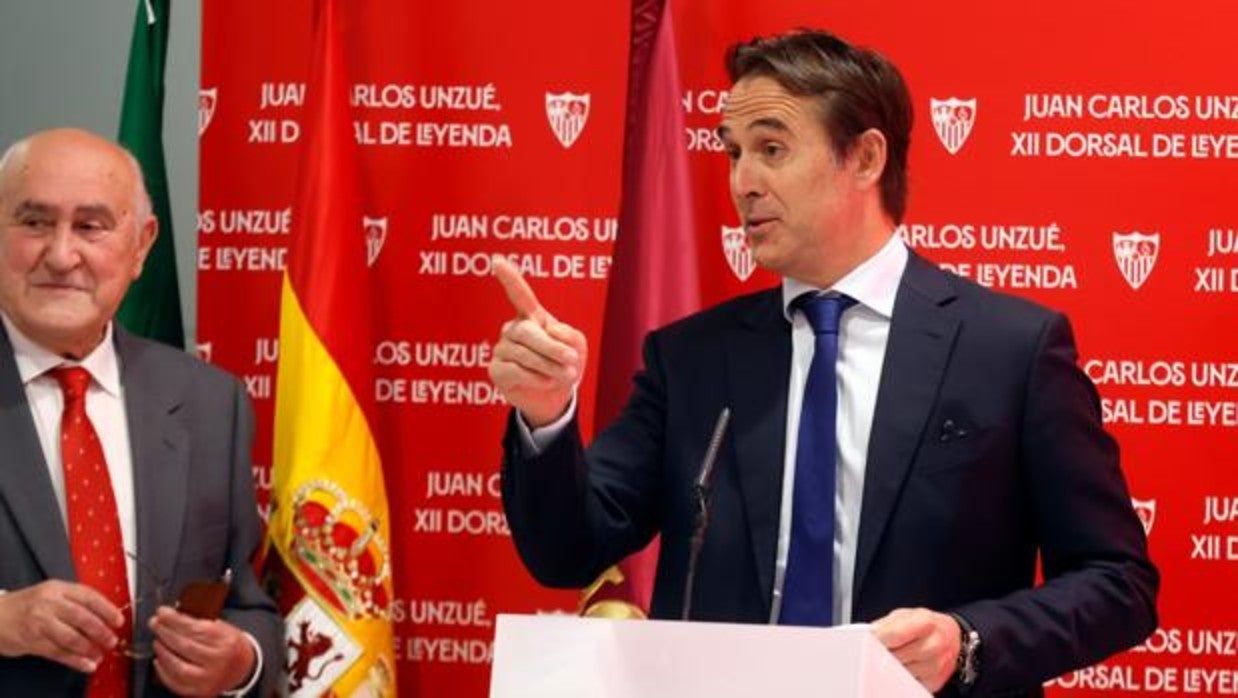 Lopetegui se dirige a Juan Carlos Unzué