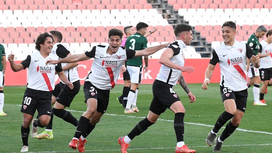 Real Madrid Castilla - Sevilla Atlético: La salvación pasa por un buen tiro al blanco