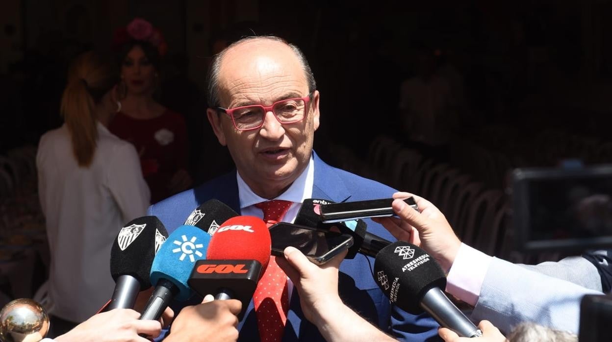 José Castro, presidente del Sevilla FC, en la Feria de Abril