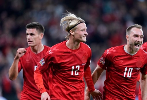Kasper Dolberg celebra el tanto que anotó ante Francia el pasado domingo