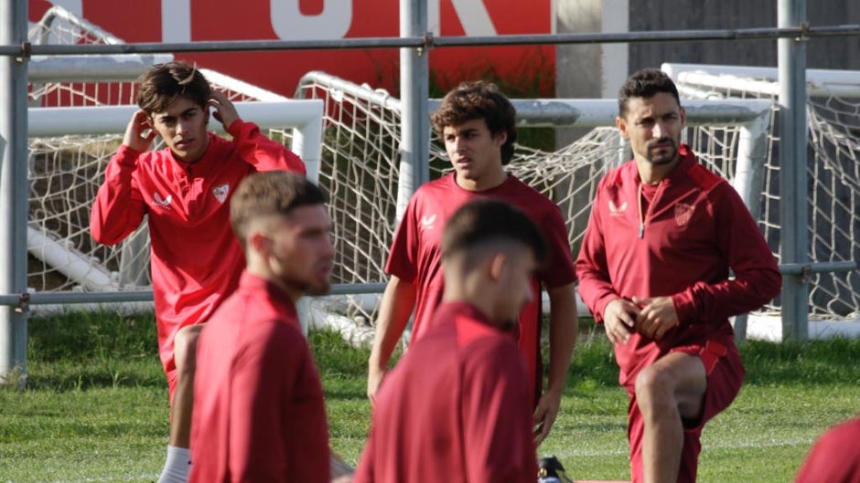 Vuelve En -Nesyri a una convocatoria en la que entra Carlos Álvarez