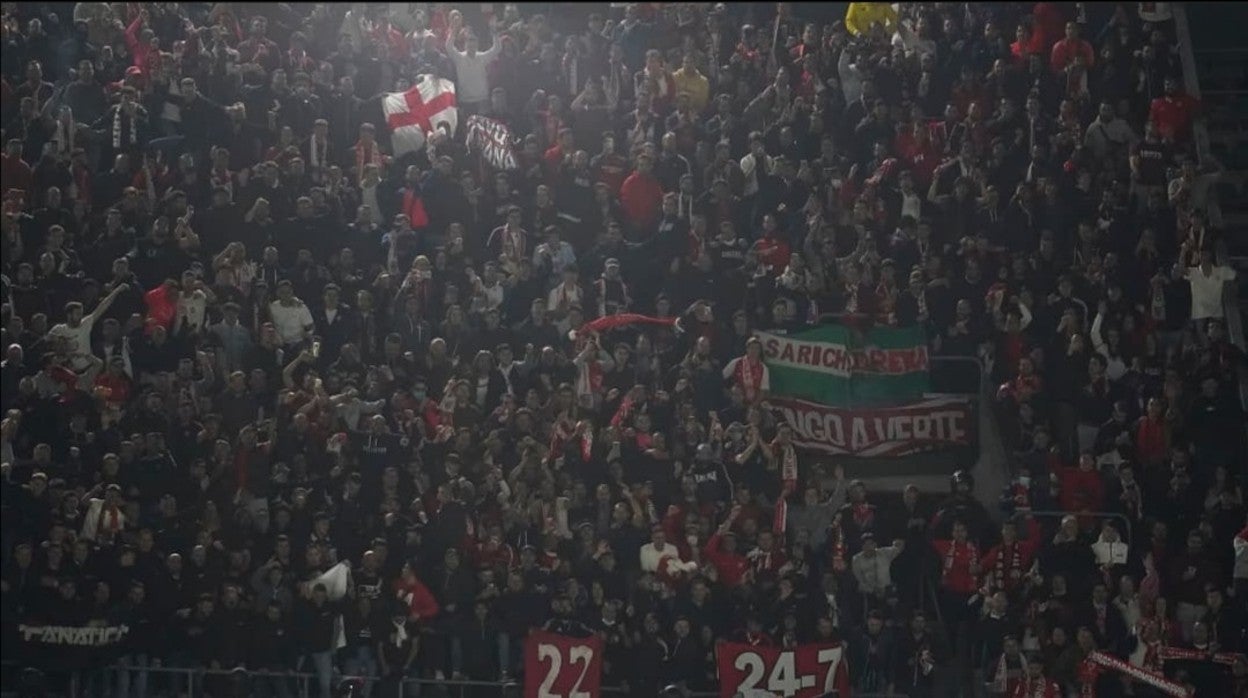 Los aficionados del Sevilla FC en el pasado derbi de Copa del Rey disputado en el Benito Villamarín