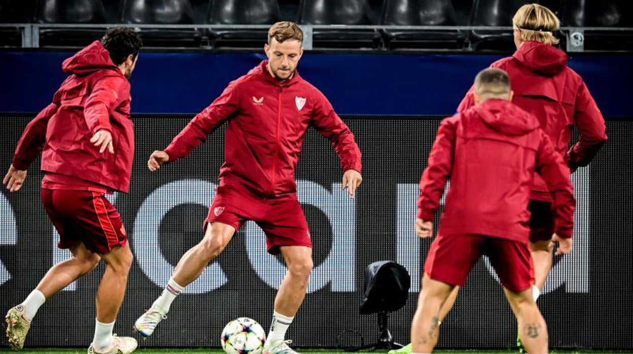 El PSV Eindhoven, rival del Sevilla en el play off de la Europa League