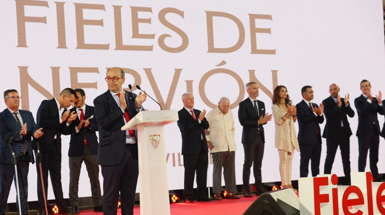 José Castro, presidente del Sevilla FC, durante el acto de los Fieles de Nervión 2022