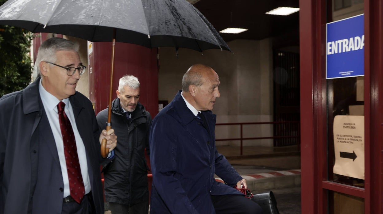 José María del Nido llegando al Juzgado la pasada semana