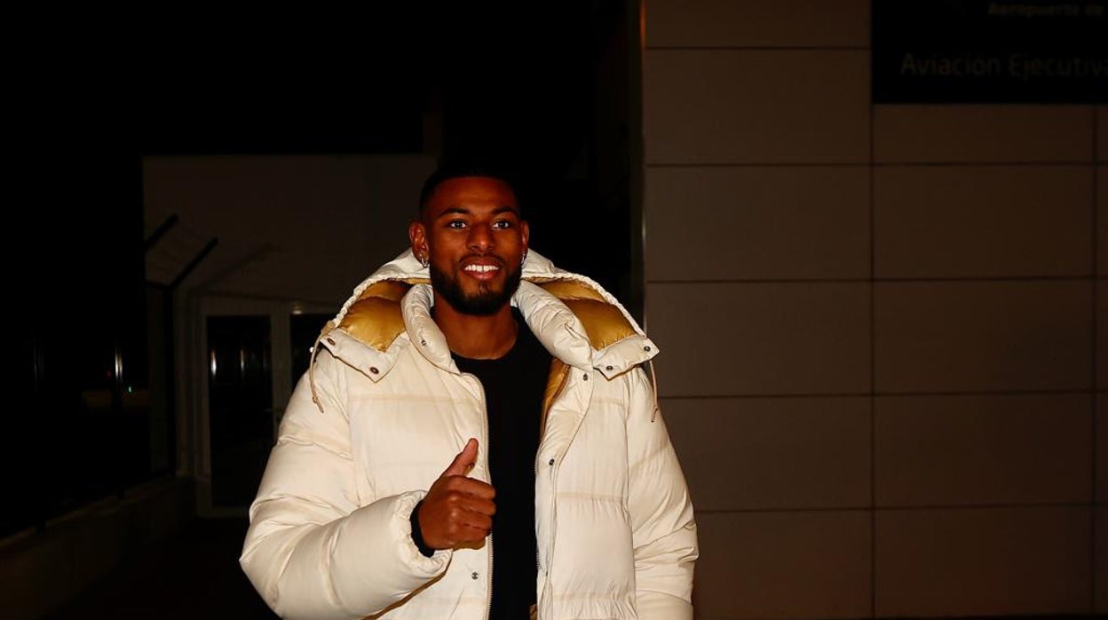 Monchi desempolva la agenda y recupera el modelo