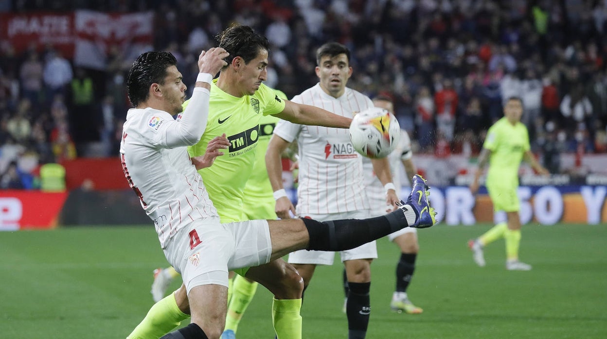 Un lance del Sevilla - Elche de la pasada temporada