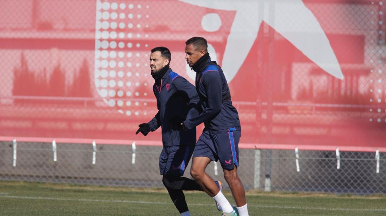Fernando y Suso durante el entrenamiento de este vienes