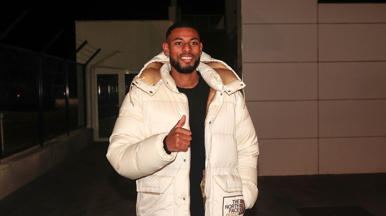 Reine Adelaide, en el aeropuerto de San Pablo