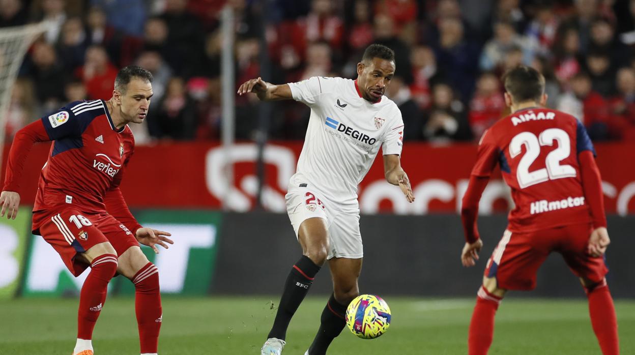 Fernando, durante el Sevilla-Osasuna de LaLiga 22-23