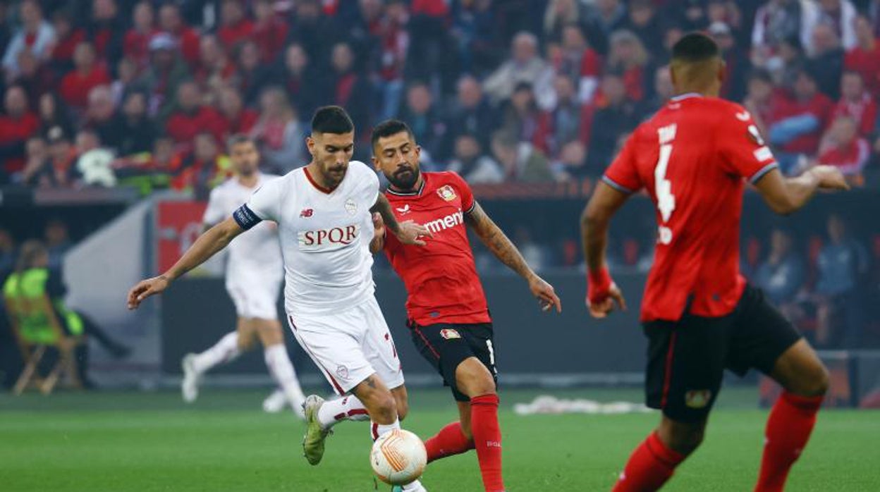 La Roma empata con el Bayer Leverkusen y será el rival del Sevilla en la final (0-0)