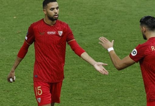 Rafa Mir y En-Nesyri, en la Supercopa de Europa