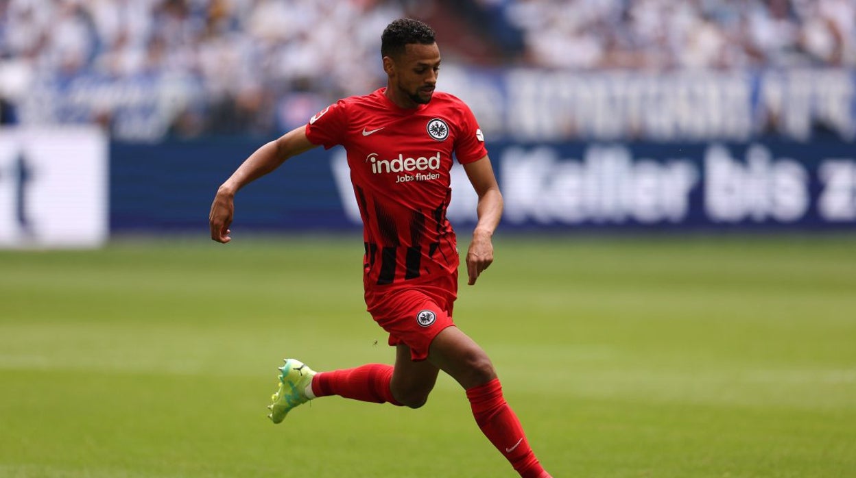 Djibril Sow, en un partido con el Eintracht de Frankfurt